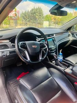 كاديلاك XTS